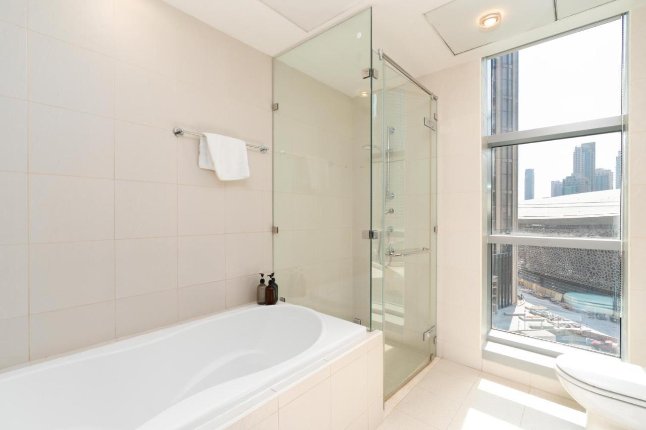 Ultimate Stay / 4 Beds / Full Opera View / Dubai Mall&Burj Khalifa - 5 min walk Luaran gambar